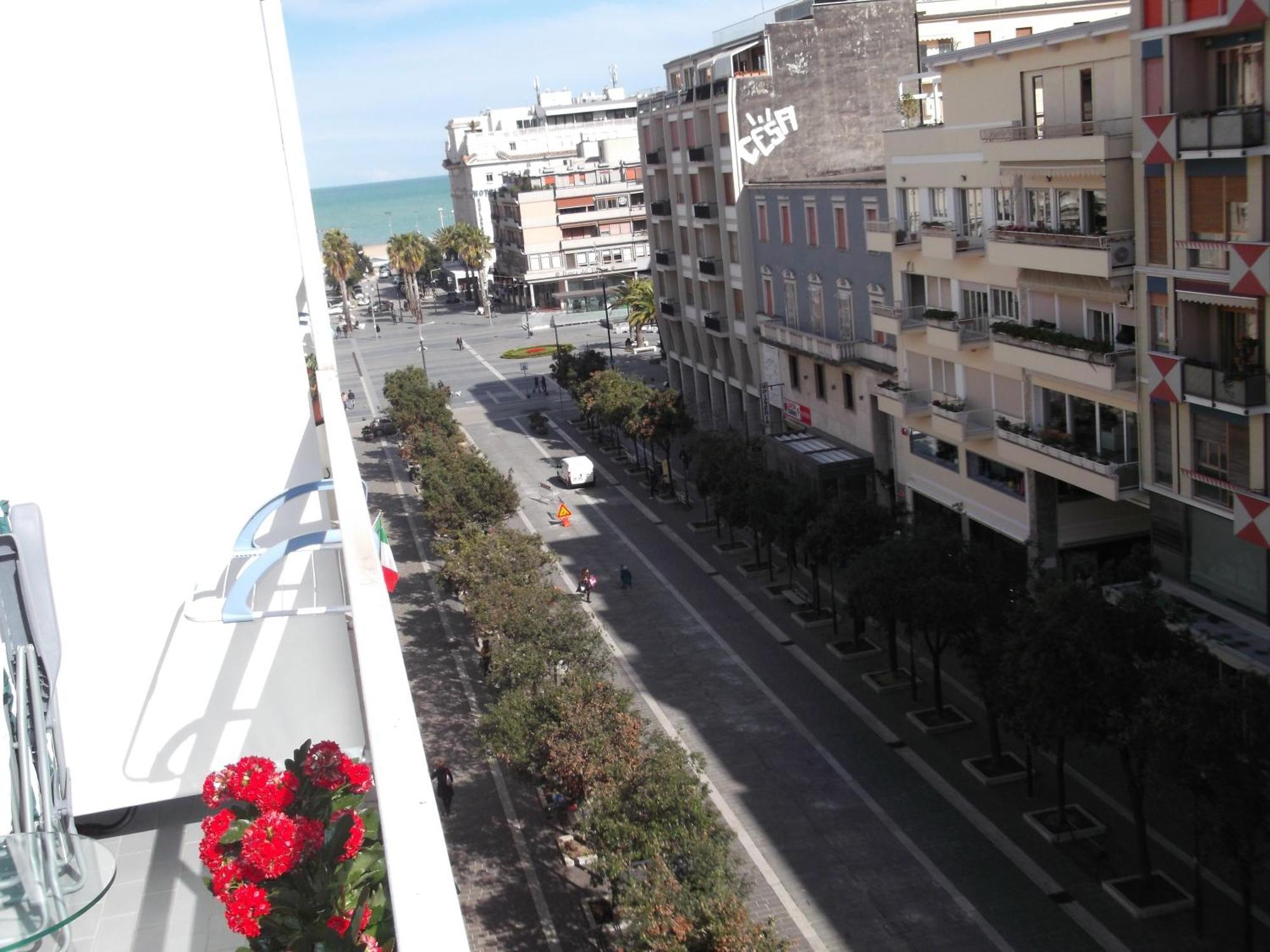 La Dimora Del Conte Hotel Pescara Kültér fotó