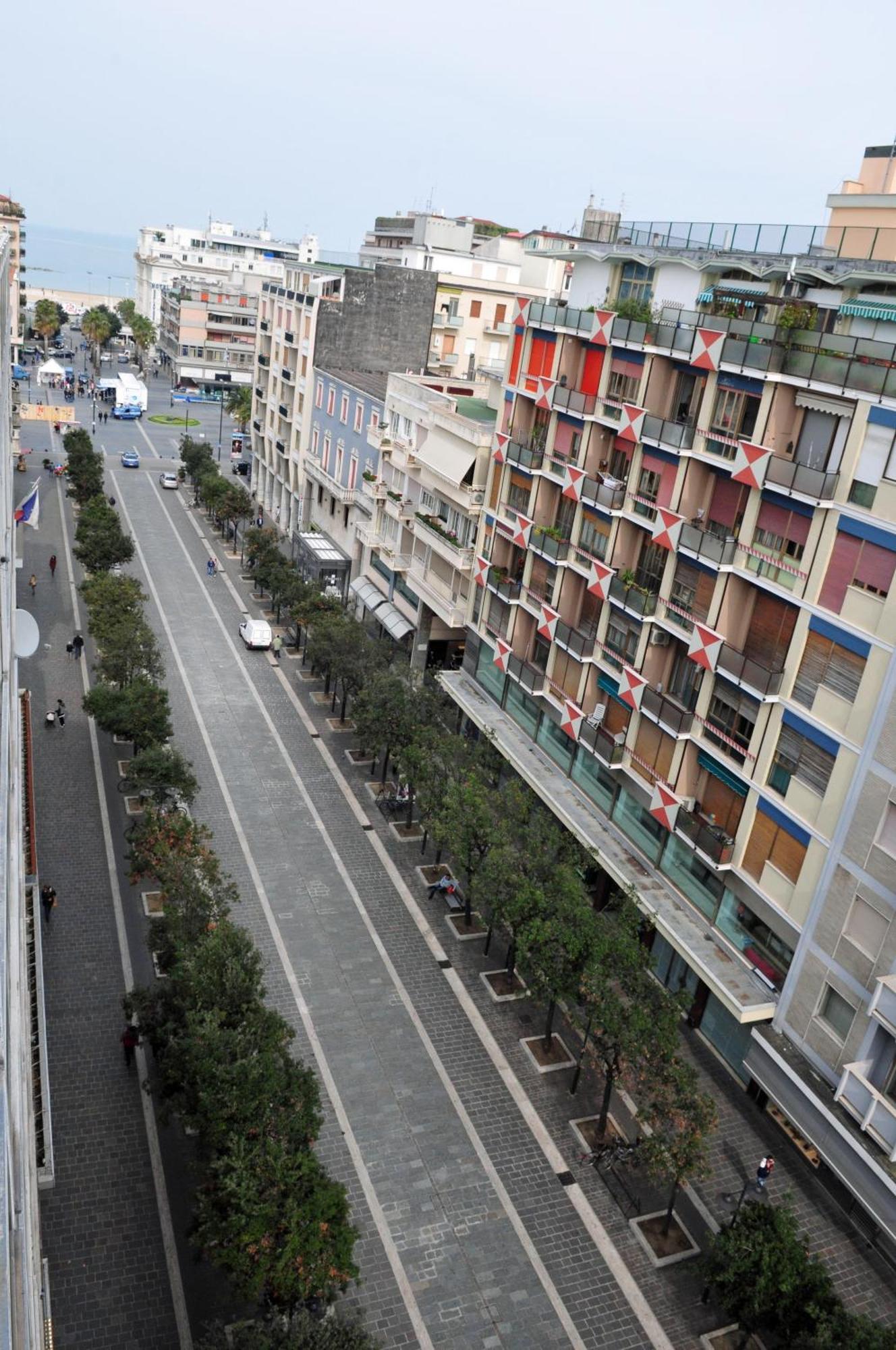 La Dimora Del Conte Hotel Pescara Szoba fotó